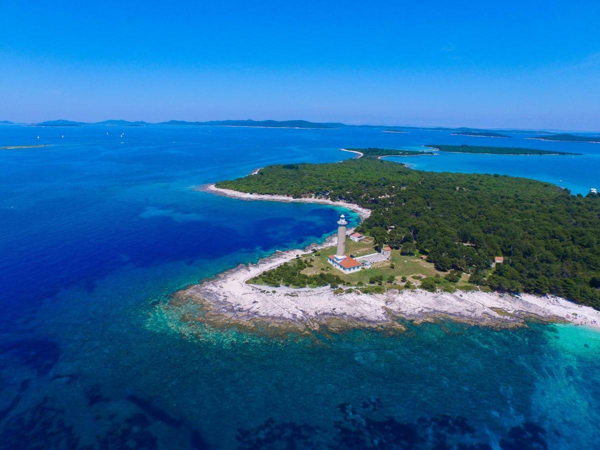 Apartment Natalie Sea View With 3 Bedrooms And Everything Is Air-Conditioned Sali Kültér fotó